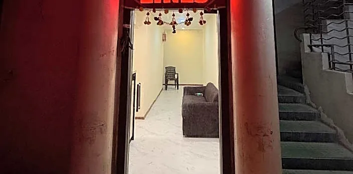 Hotel Marine Line