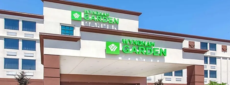 Wyndham Garden Elk Grove Village / O'Hare