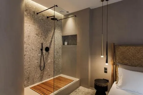 *** Boutique Syntagma apartment w/ plunge pool ***