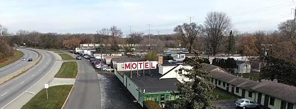 By The Way Motel Lake Bluff