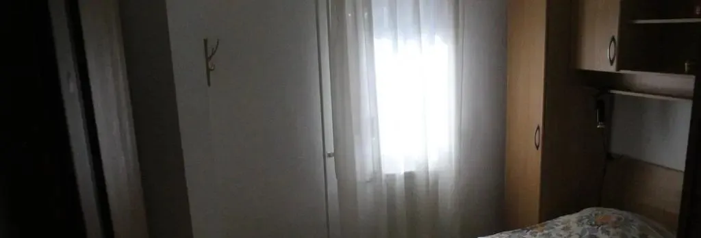 Apartman 100m2, full opremljen, privatni parking.