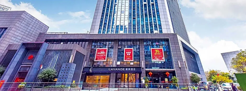 Lavande Hotel Chongqing Nanping Pedestrian Street Gongmao Metro Station
