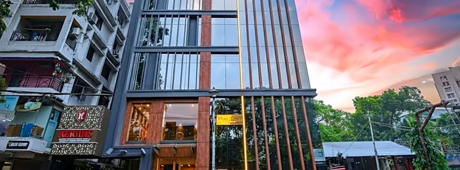 FabHotel Prime Karims