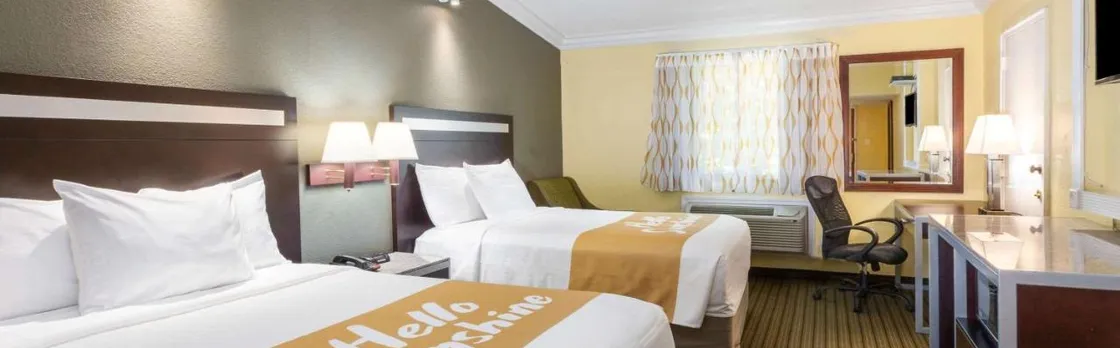 Days Inn by Wyndham Nanuet / Spring Valley