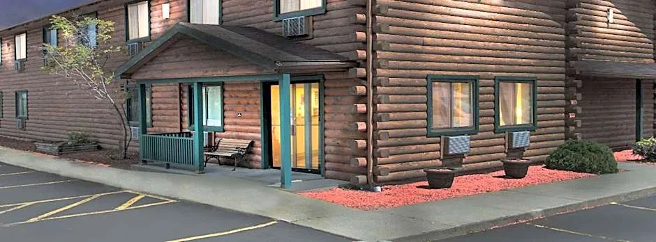 Super 8 by Wyndham Ticonderoga