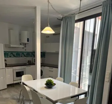 Málaga Apartamentos - Jinetes, 13