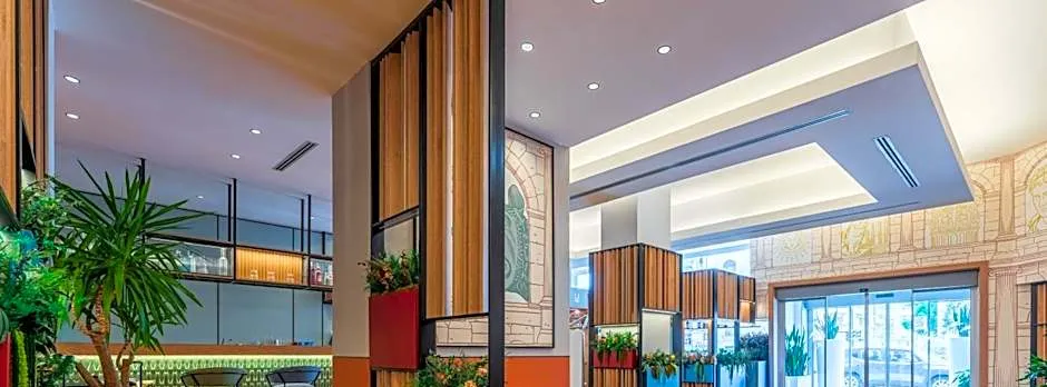 Hilton Garden Inn Rome Colosseum