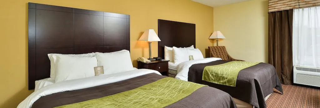 Comfort Inn & Suites Joplin Area