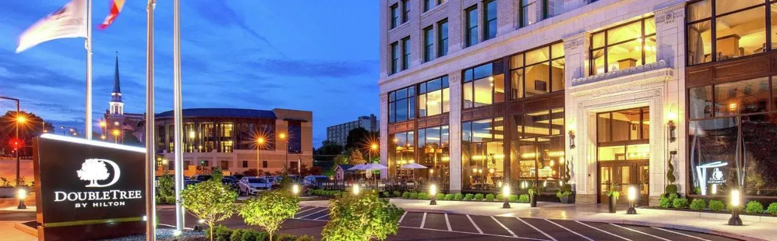 Doubletree by Hilton Youngstown Downtown
