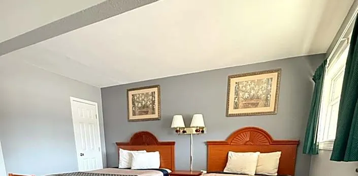 Budget Inn