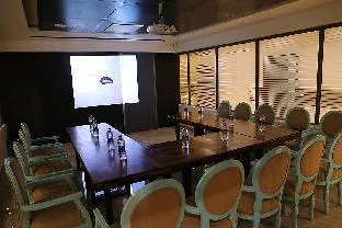 Hotel Shyampuriya Palace