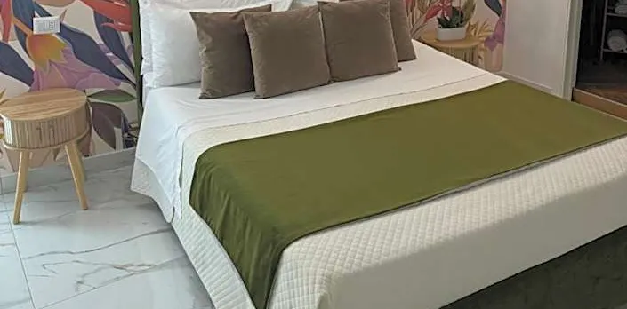 Savior Deluxe Rooms
