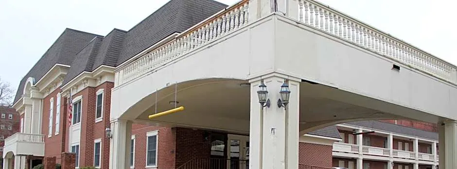 Mansion View Inn & Suites