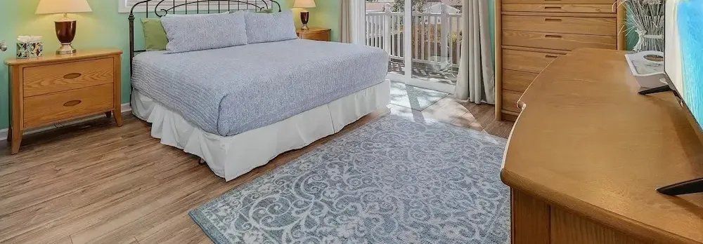140 Barefoot Bungalow: 4br/2ba W/ Heated Pool! 4 Bedroom Home