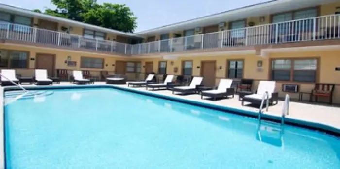 Sheridan Suites Apartments