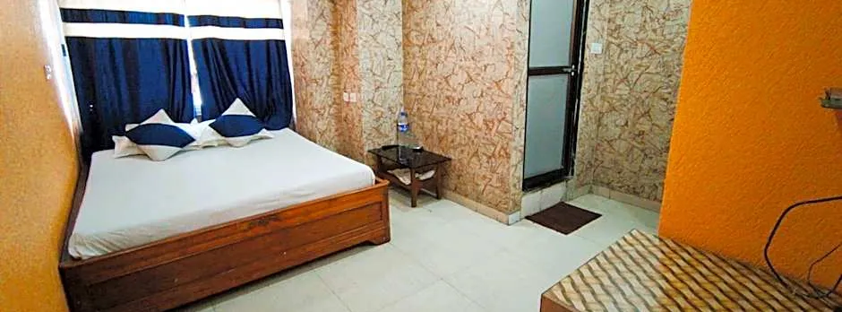 Hotel Ambar Palace