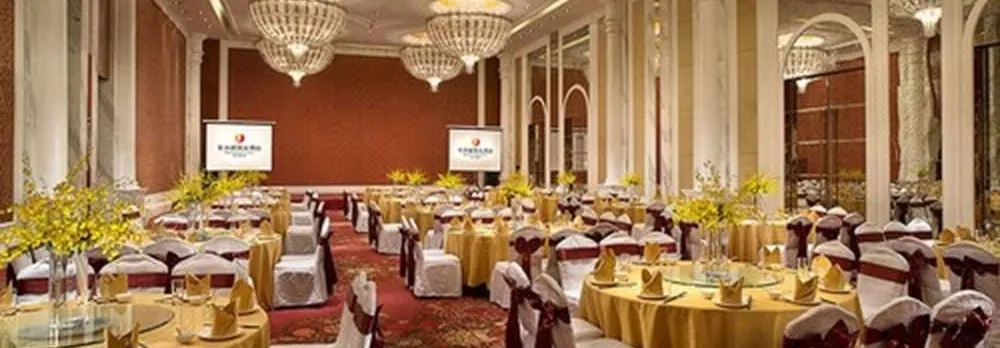 Wuhan Oriental Jianguo Hotel