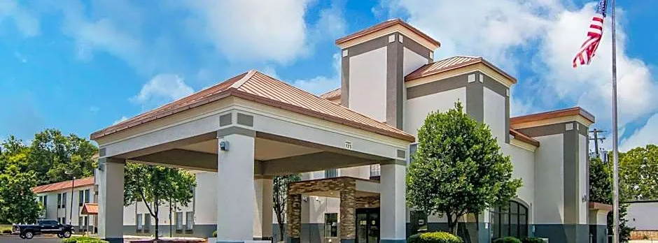 Clarion Pointe South Boston - Danville East