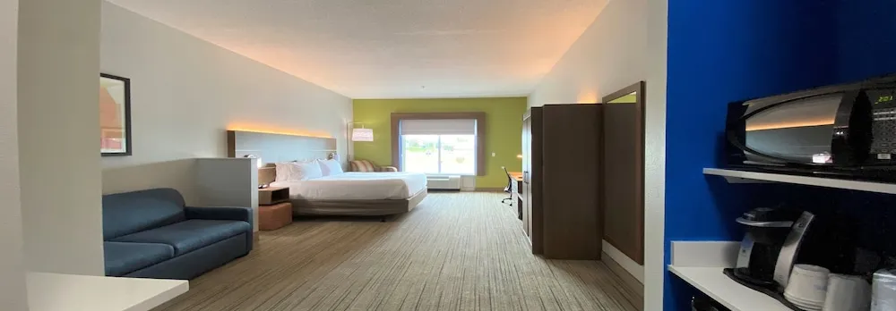 Holiday Inn Express & Suites - Somerset Central