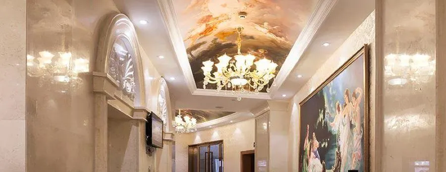 Vienna International Hotel (Chongqing Xingguang Avenue Liangjiang Xingfu Square)