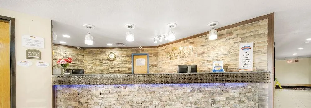 Baymont by Wyndham Muncie Near Ball State University