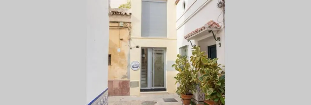 Tgh/ Malaga Center Western Style