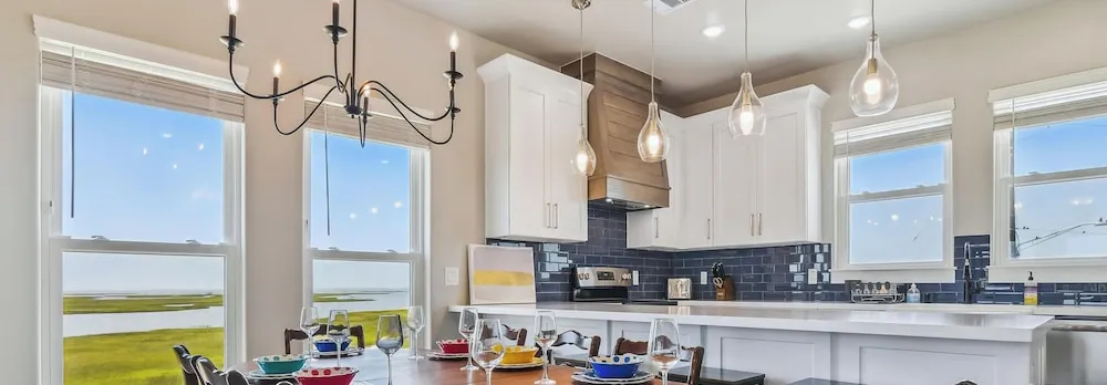 Bayfront Nirvana! by Ryson Vacation Rentals