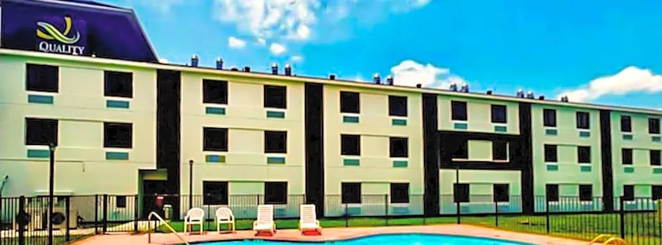 Quality Inn & Suites Lake Charles South