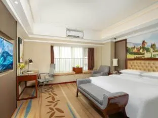 Vienna Classic Hotel Taikoo Li Kuanzhai Alley