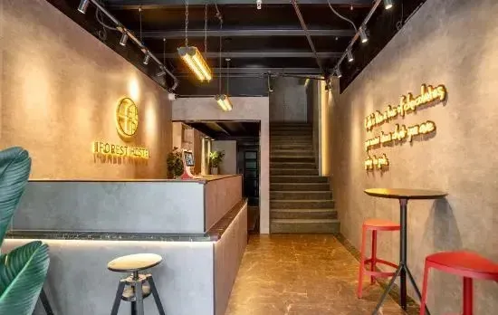 One Forest Hotel (Shanghai Jiaotong University Yan'an West Road Subway Station)