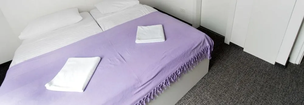 Tia Apartments And Rooms