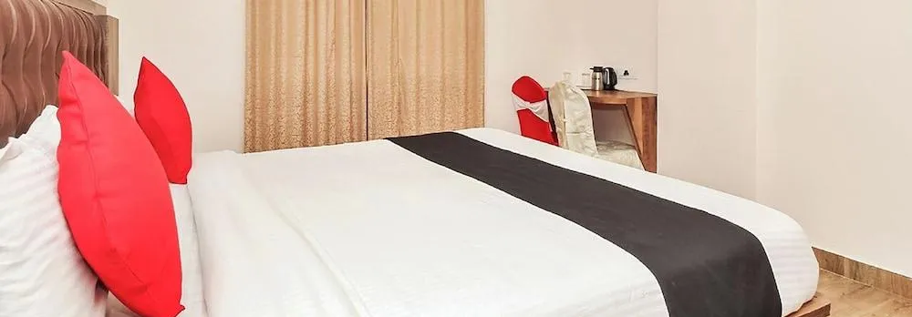 Sri Surabhi Luxurious Rooms