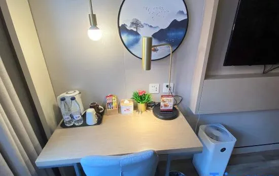 Piaohome Chain Hotel (Beijing Guomao Dawang Road Subway Station Store)