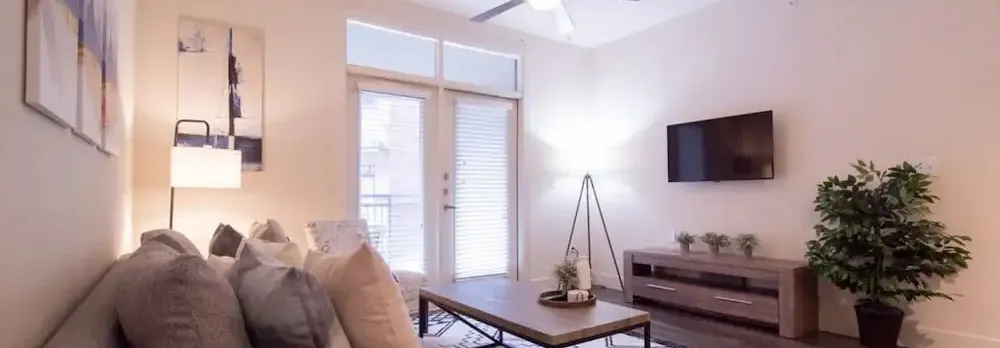 Revive Tanglewood Stunning 2BR in Uptown Houston