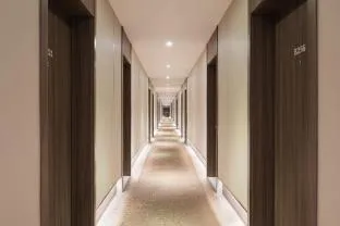 Hanting Hotel Shanghai Century Avenue Metro Station