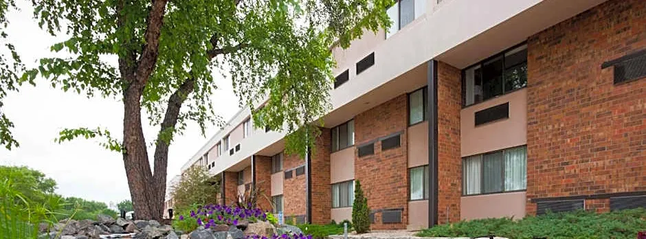 Holiday Inn & Suites St. Cloud By IHG