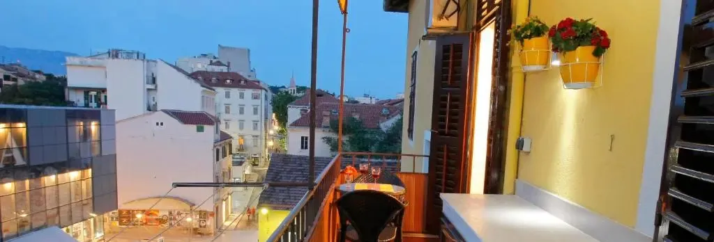 Apartments Marmont