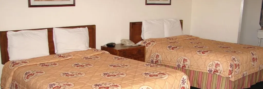 Gate One Inn