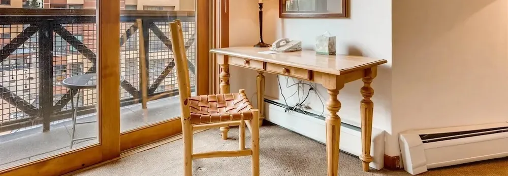 Perfectly Placed 2 Bedroom Vacation Rental in Historic Downtown Breckenridge with Access to Hot Tub and Pool