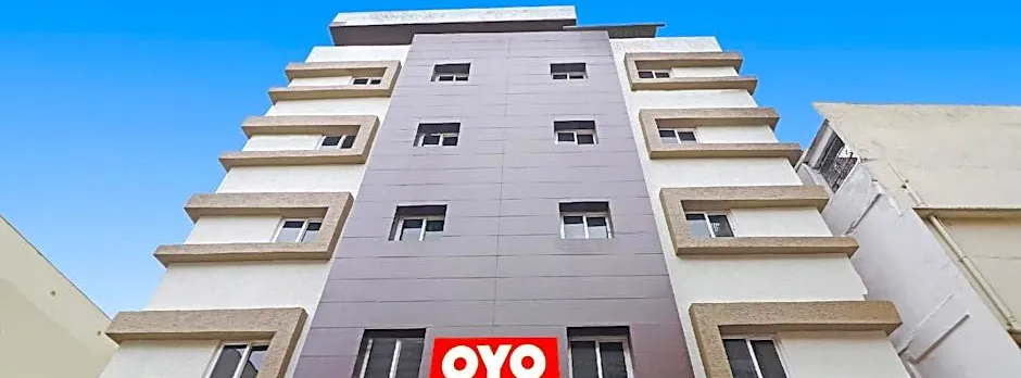 Hotel O Night Eye