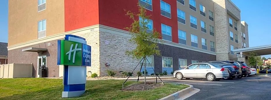 Holiday Inn Express & Suites - Fort Mill By IHG