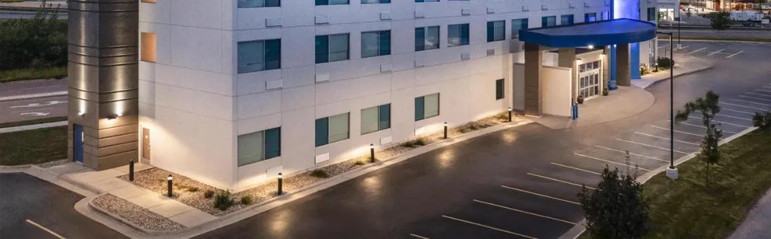 Glo Hotel Best Western Dawley Farms in Sioux Falls