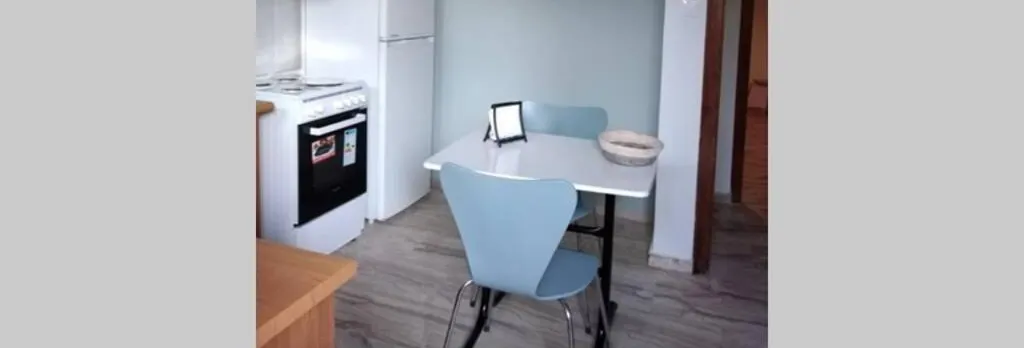 "Amelie" - Kalamata Centre Family Apartment