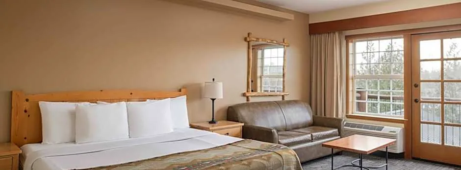 Heathman Lodge