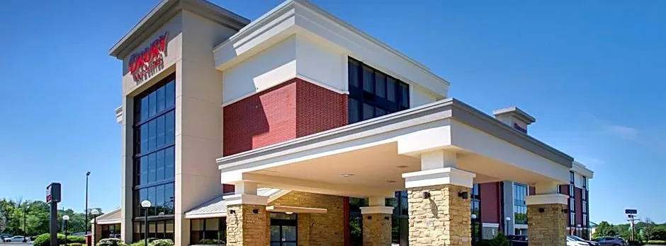 Drury Inn & Suites Greensboro