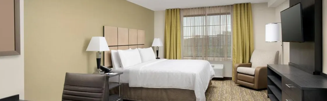 Candlewood Suites Alexandria West