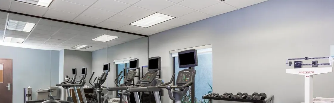 Holiday Inn Express & Suites Orlando East-Ucf Area