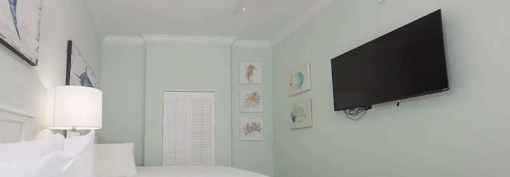 Phoenix Gulf Tower 1604 4 Bedroom Condo