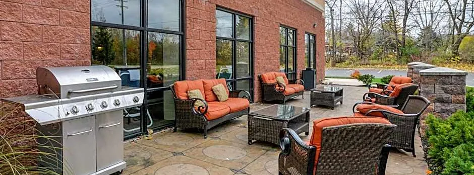 Hampton Inn & Suites Detroit/Chesterfield Township