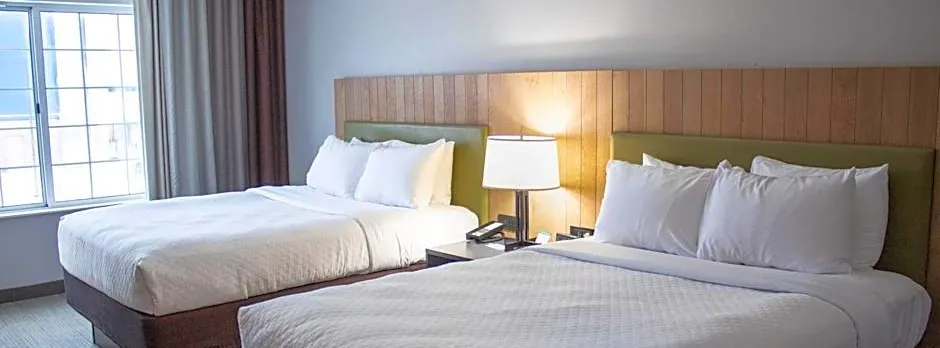 Country Inn & Suites by Radisson, Big Rapids, MI